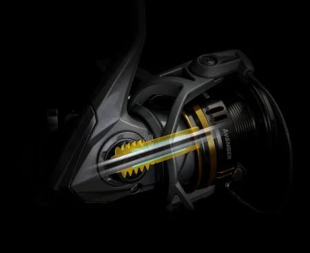 Okuma Avenger B — Carrete Spinning